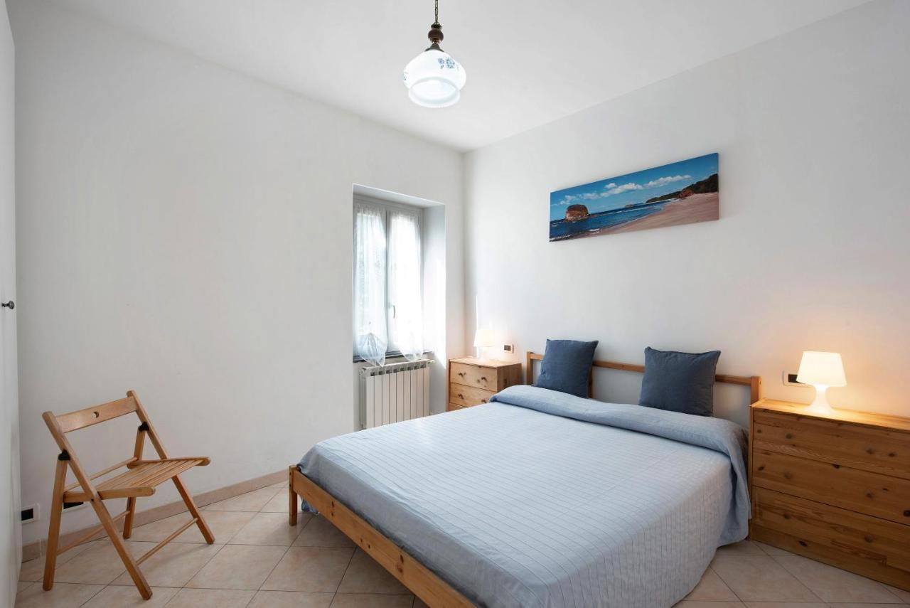 Trilocale San Nazario Apartment วาราซเซ ภายนอก รูปภาพ