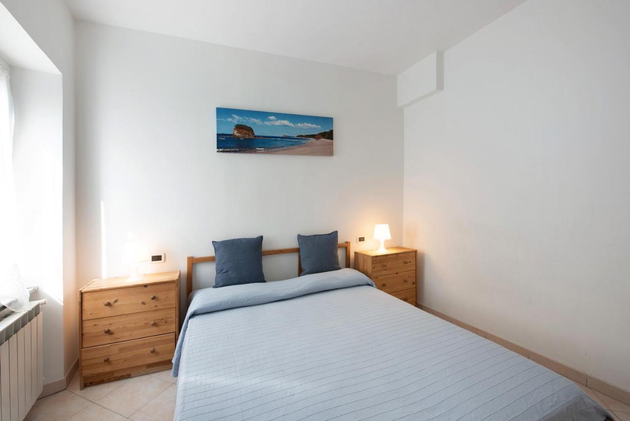 Trilocale San Nazario Apartment วาราซเซ ภายนอก รูปภาพ